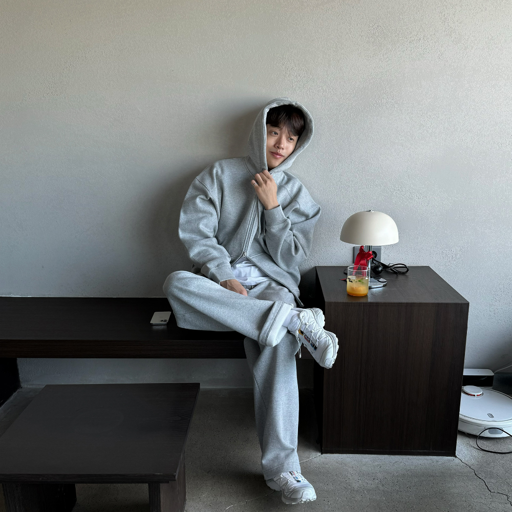 바지 모델 착용 이미지-S46L10