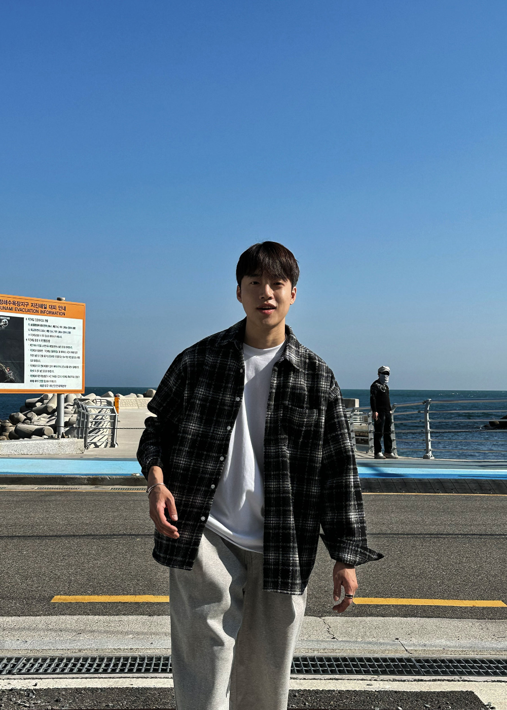 바지 모델 착용 이미지-S60L22