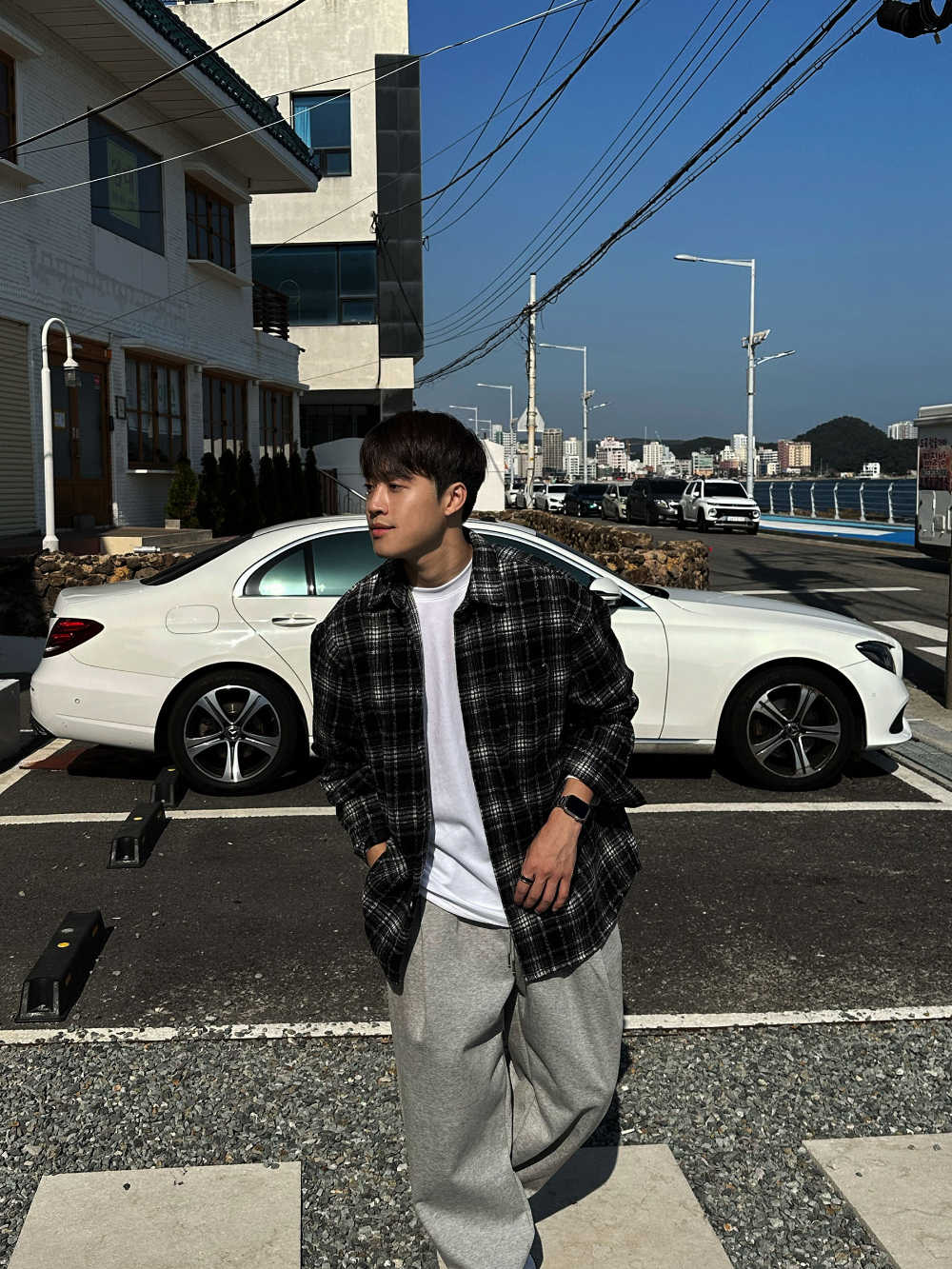 바지 모델 착용 이미지-S60L27