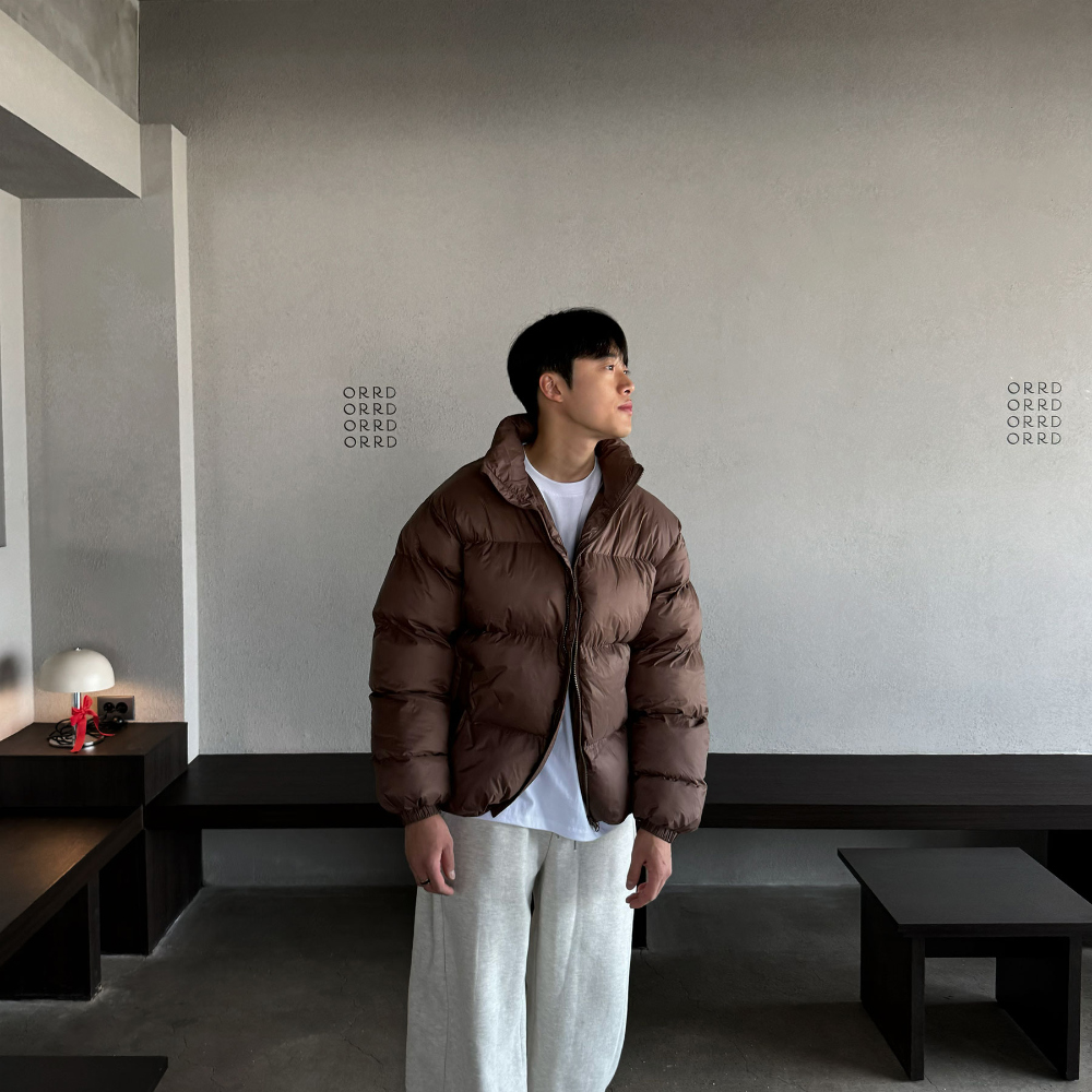패딩 모델 착용 이미지-S66L16