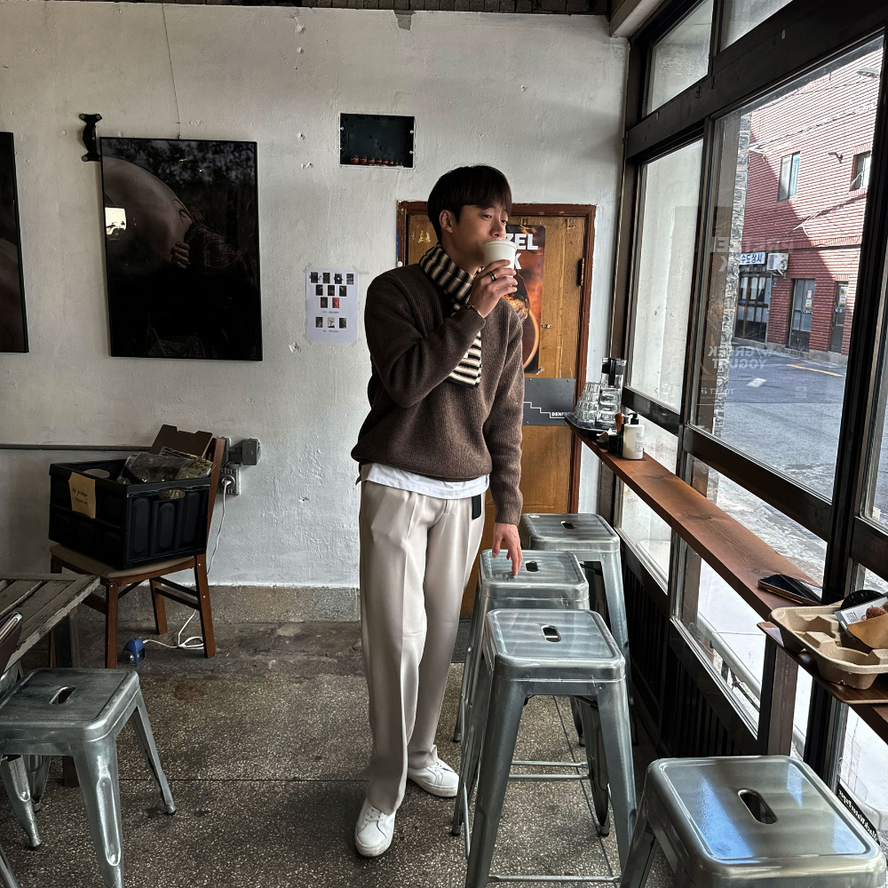 바지 모델 착용 이미지-S59L12
