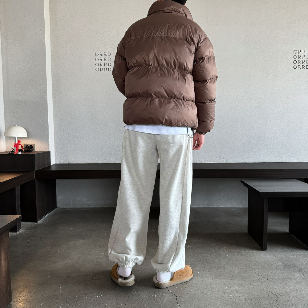 패딩 모델 착용 이미지-S66L6