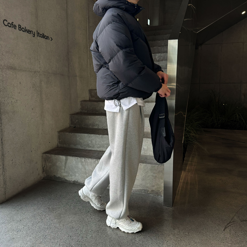 패딩 모델 착용 이미지-S63L27
