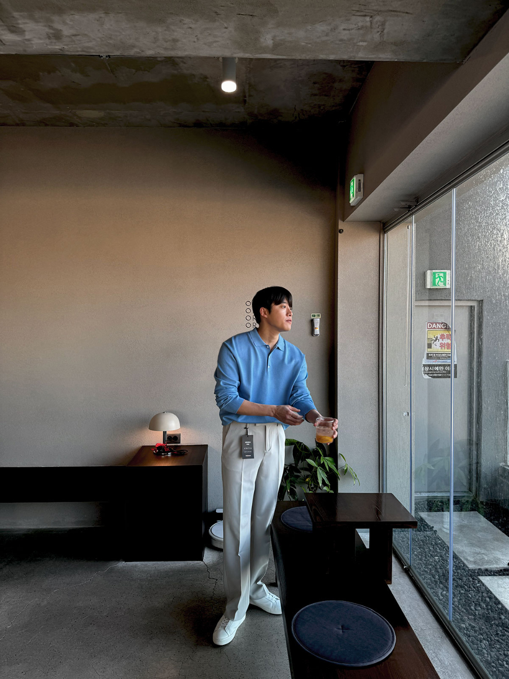 바지 모델 착용 이미지-S65L19