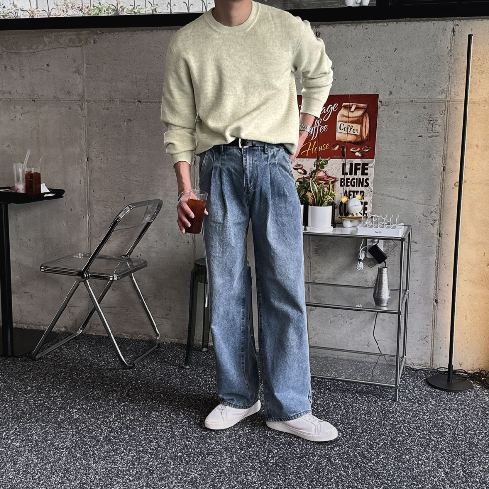 긴팔 티셔츠 모델 착용 이미지-S66L30