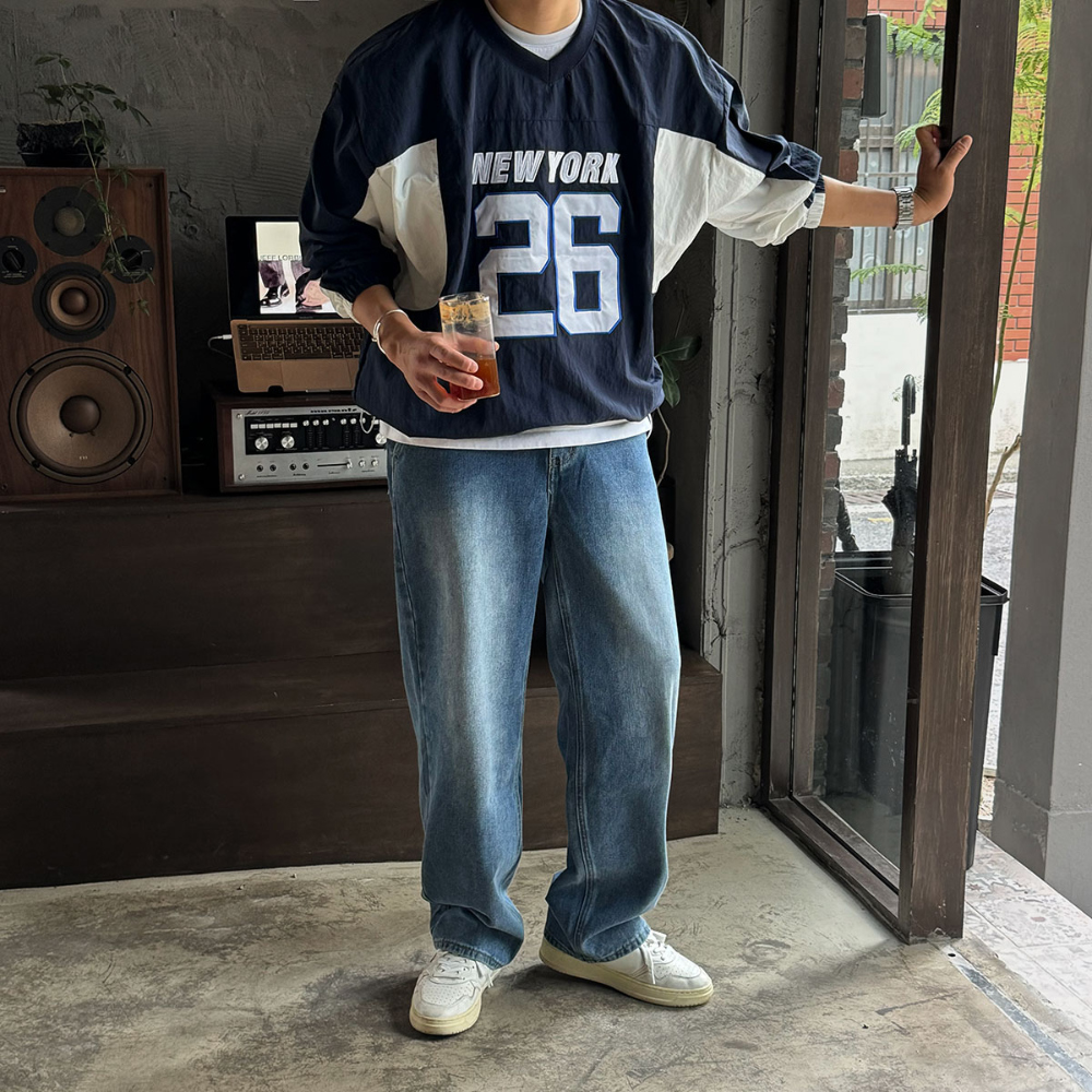 긴팔 티셔츠 모델 착용 이미지-S129L10