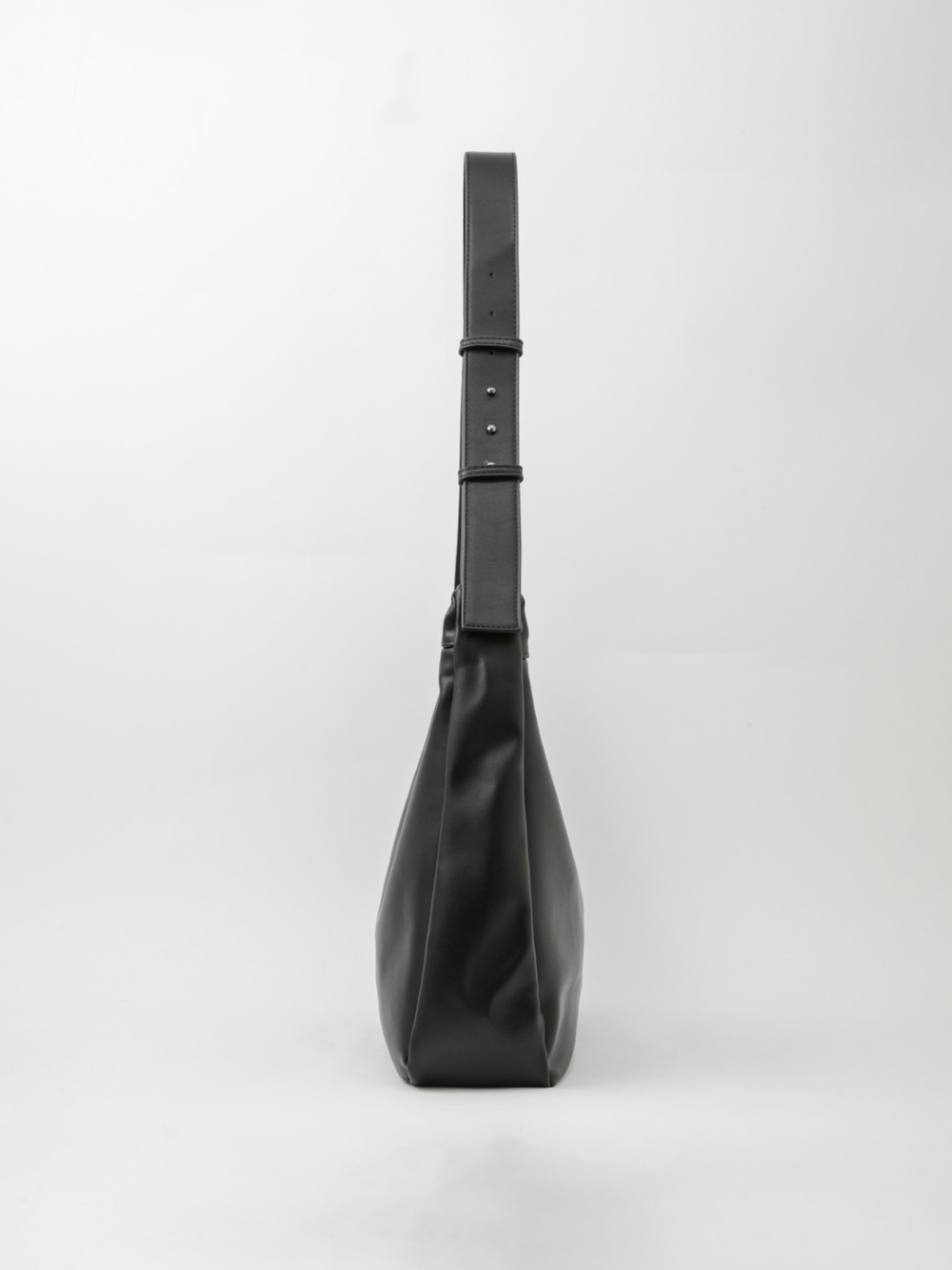 가방 화이트 색상 이미지-S143L42