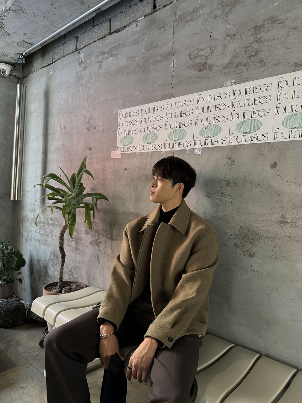 블레이저 모델 착용 이미지-S59L37