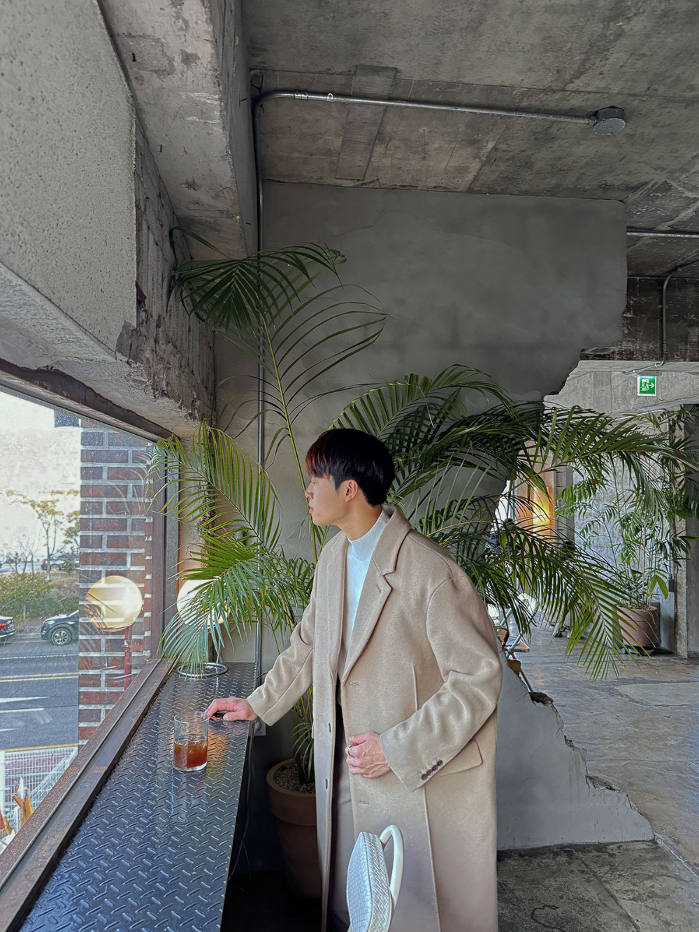 코트 모델 착용 이미지-S65L16