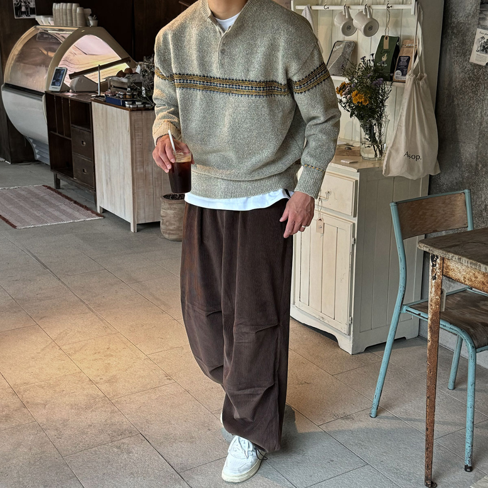 긴팔 티셔츠 모델 착용 이미지-S120L8