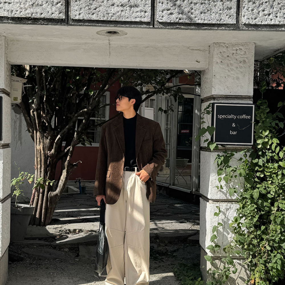 블레이저 모델 착용 이미지-S130L5