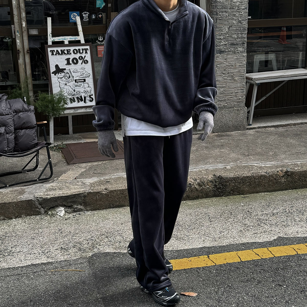 긴팔 티셔츠 모델 착용 이미지-S120L13