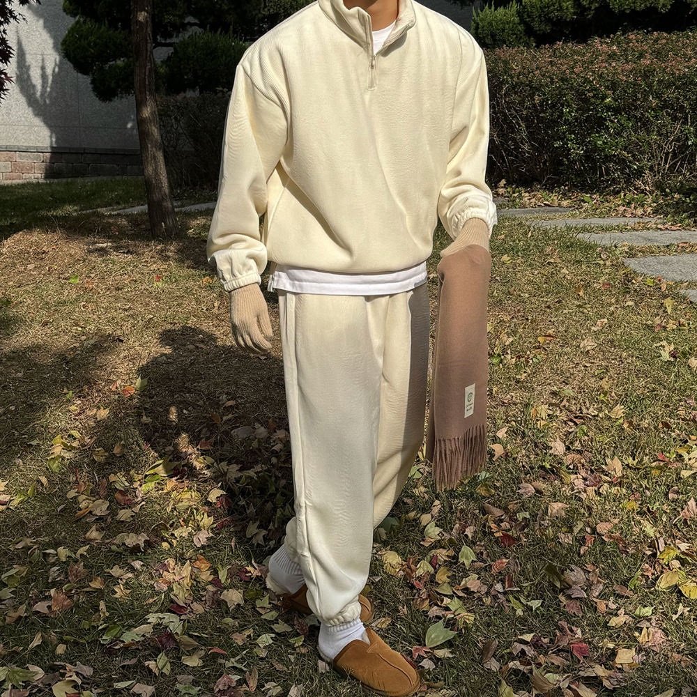 긴팔 티셔츠 모델 착용 이미지-S120L30