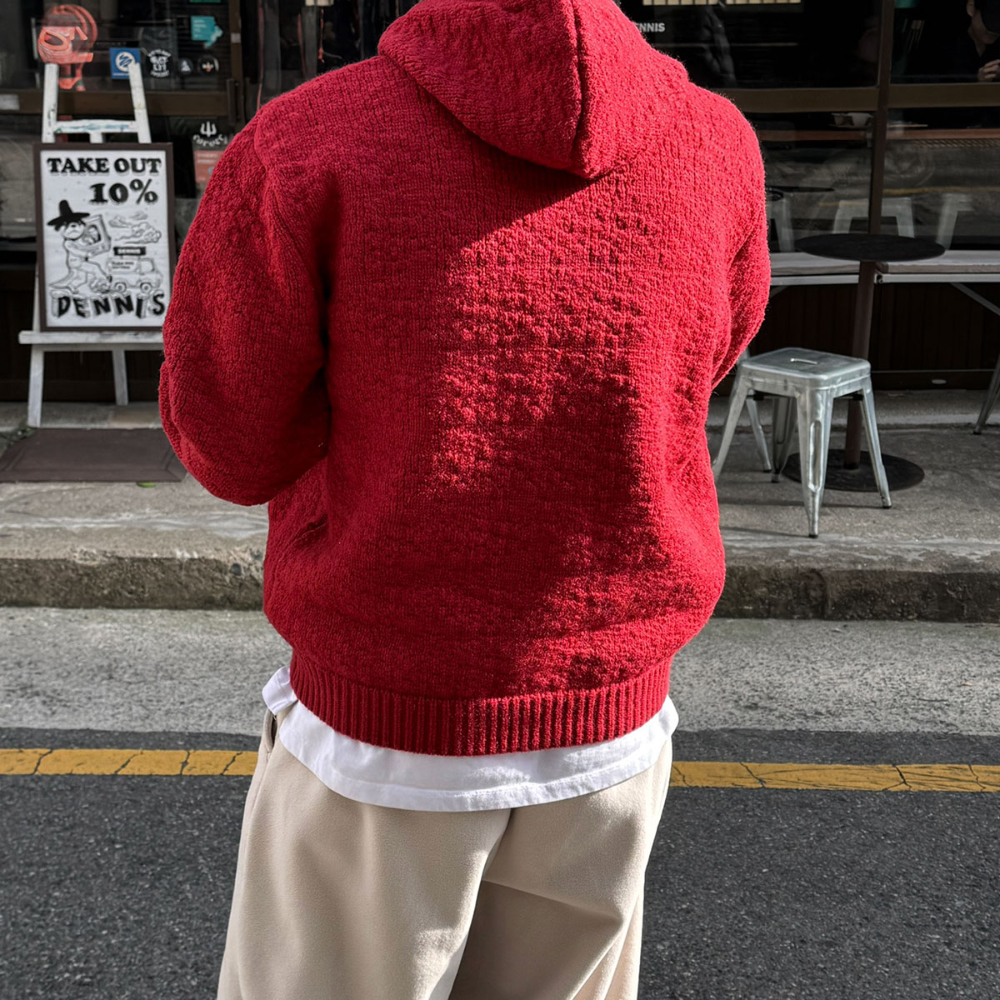 긴팔 티셔츠 모델 착용 이미지-S132L8