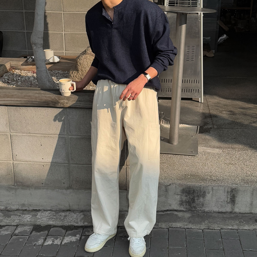 긴팔 티셔츠 모델 착용 이미지-S120L46