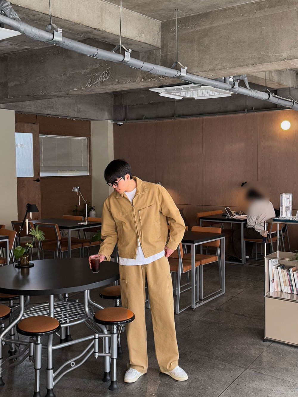 재킷 모델 착용 이미지-S136L12