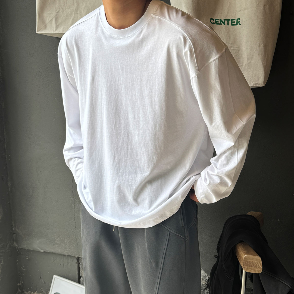 긴팔 티셔츠 모델 착용 이미지-S168L4