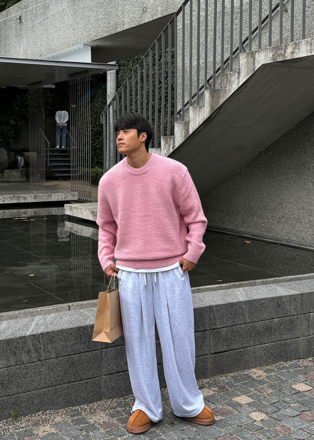 긴팔 티셔츠 모델 착용 이미지-S154L21
