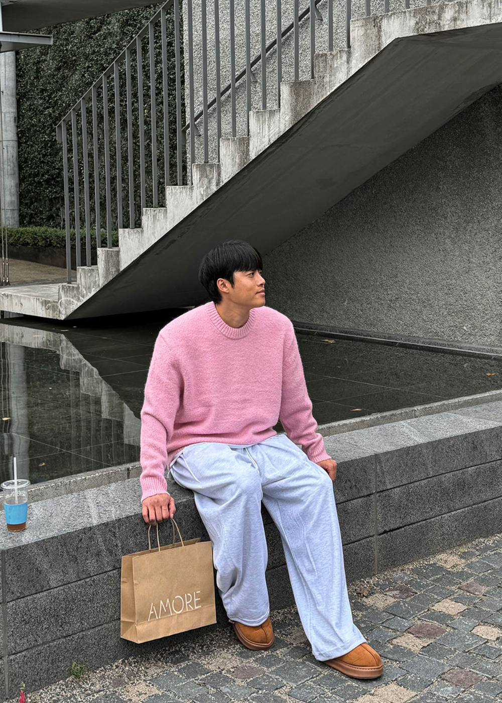 긴팔 티셔츠 모델 착용 이미지-S154L15