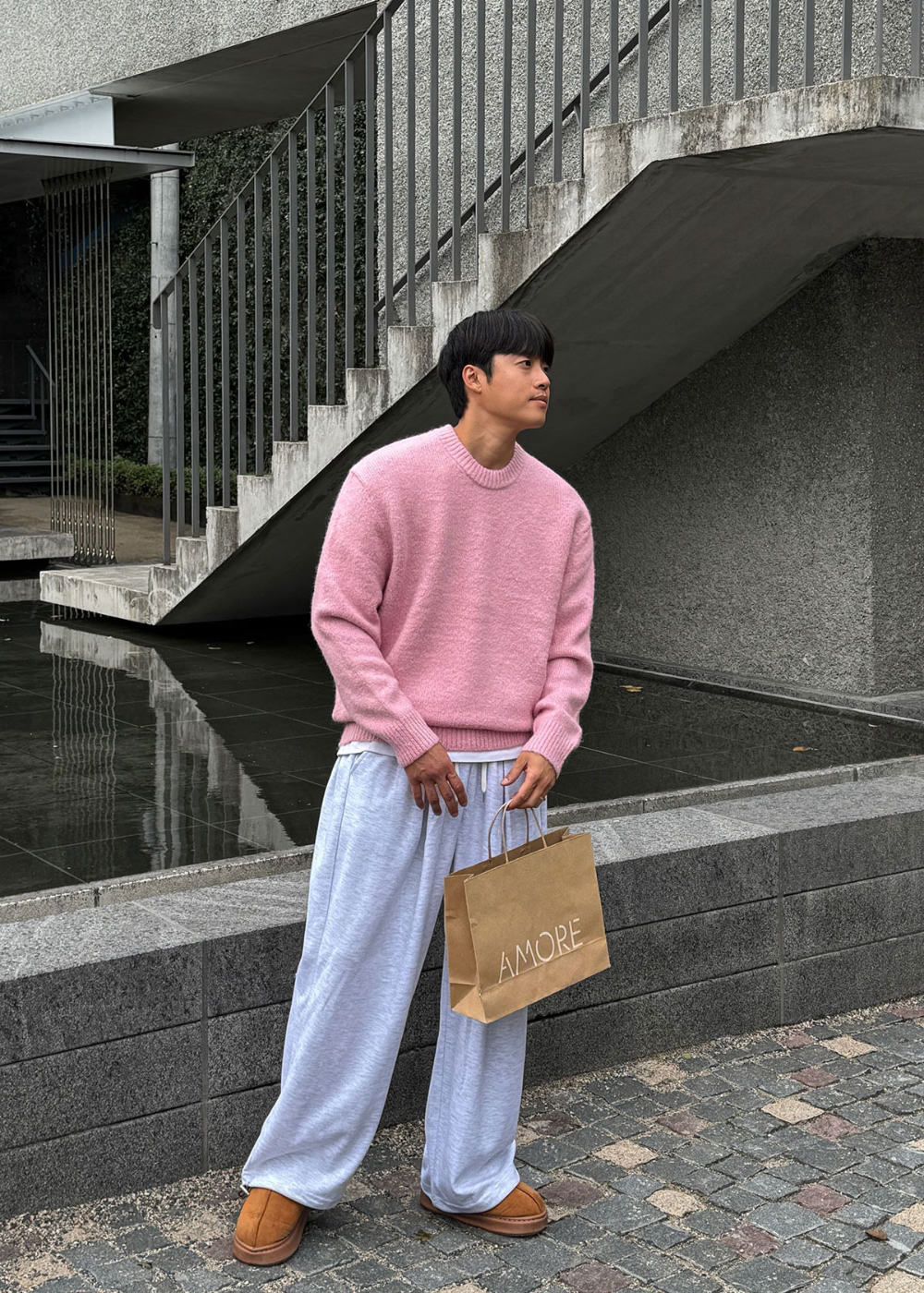 긴팔 티셔츠 모델 착용 이미지-S154L14