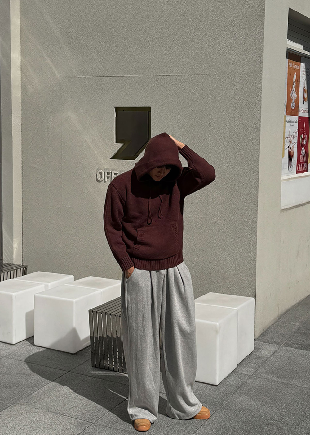 바지 모델 착용 이미지-S143L11