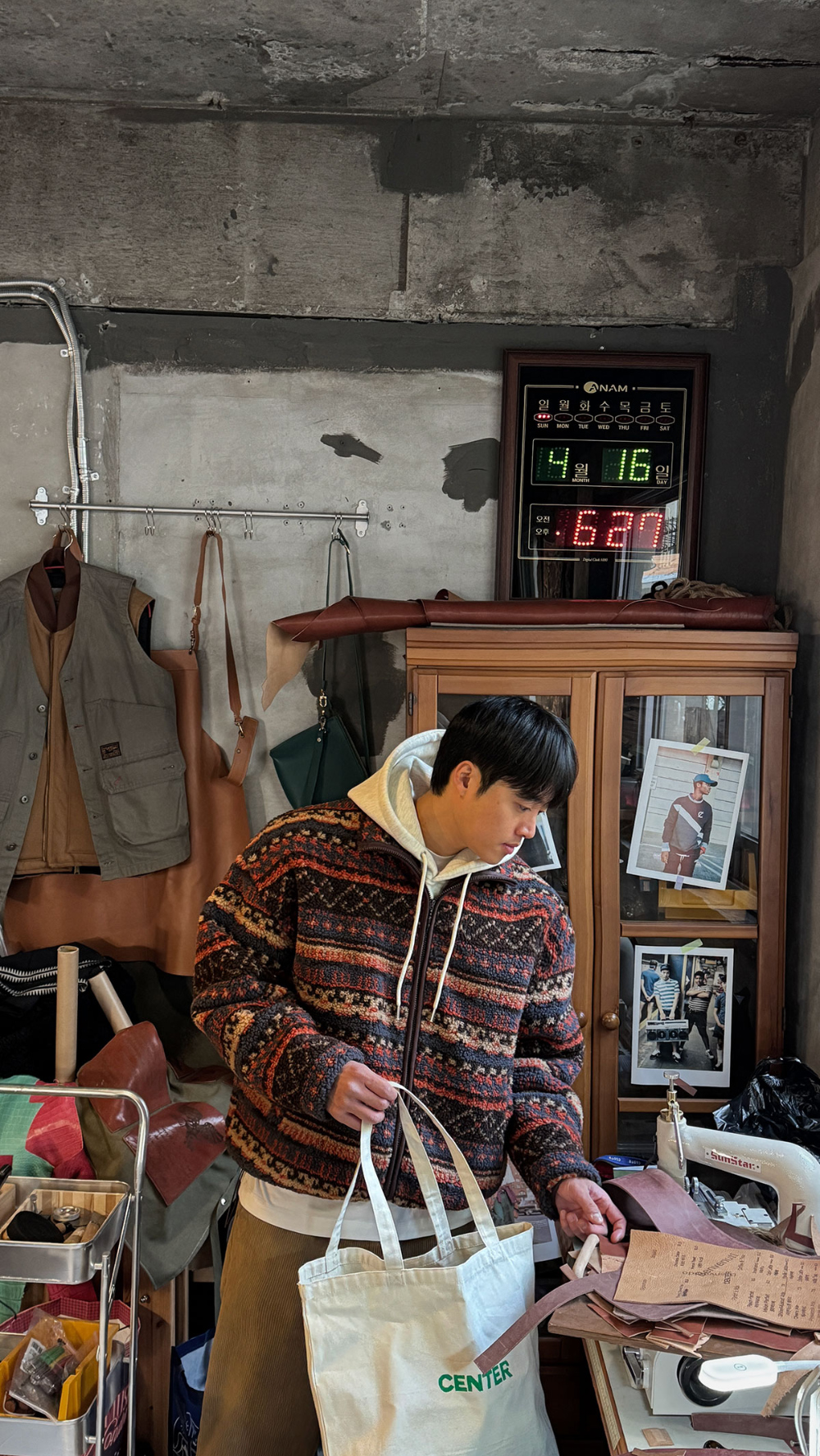 재킷 모델 착용 이미지-S199L25
