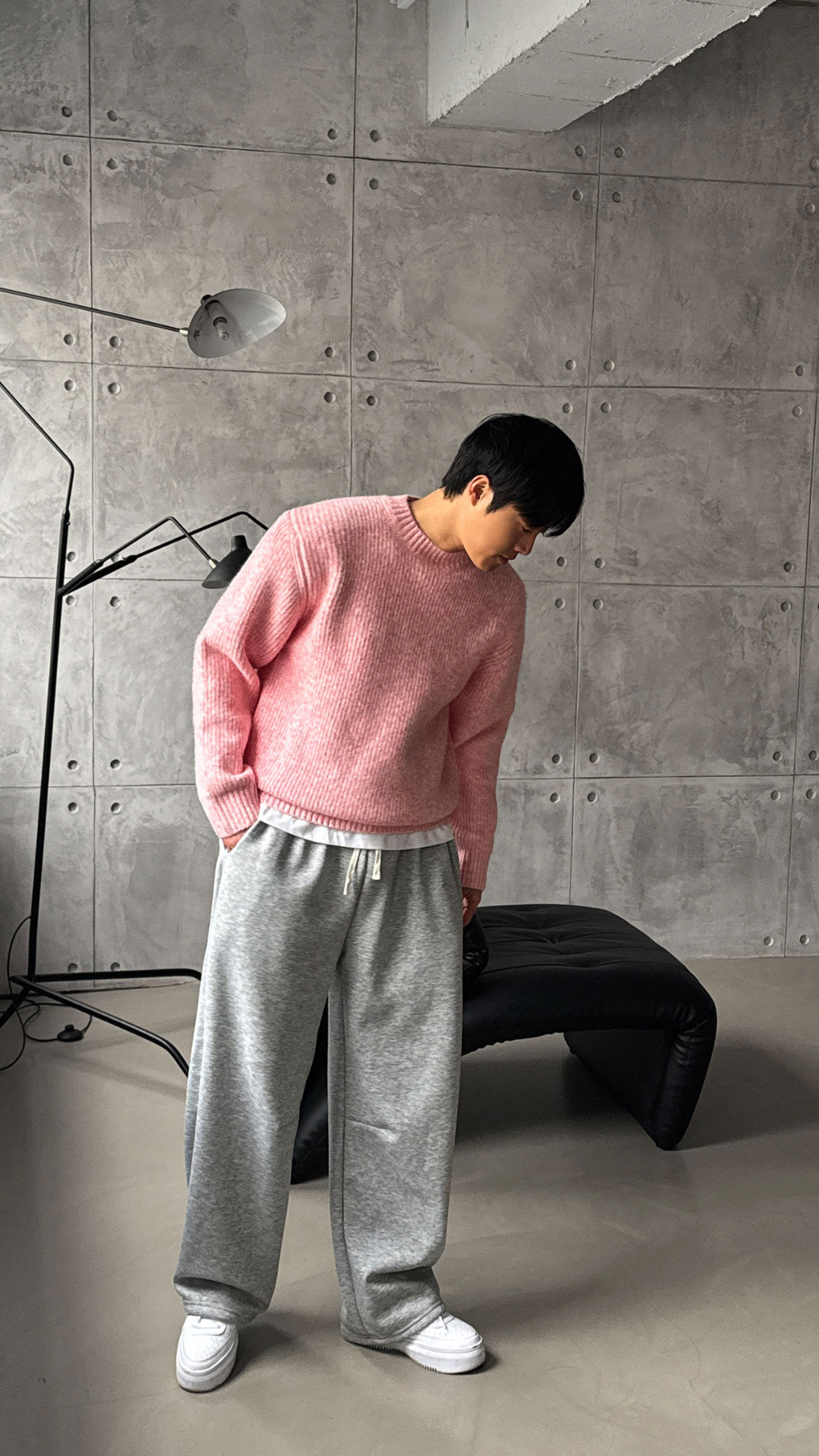 바지 모델 착용 이미지-S168L71