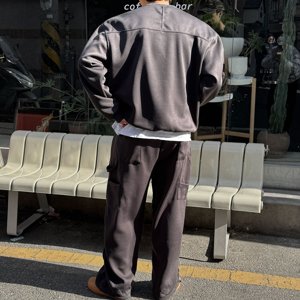 긴팔 티셔츠 모델 착용 이미지-S146L39