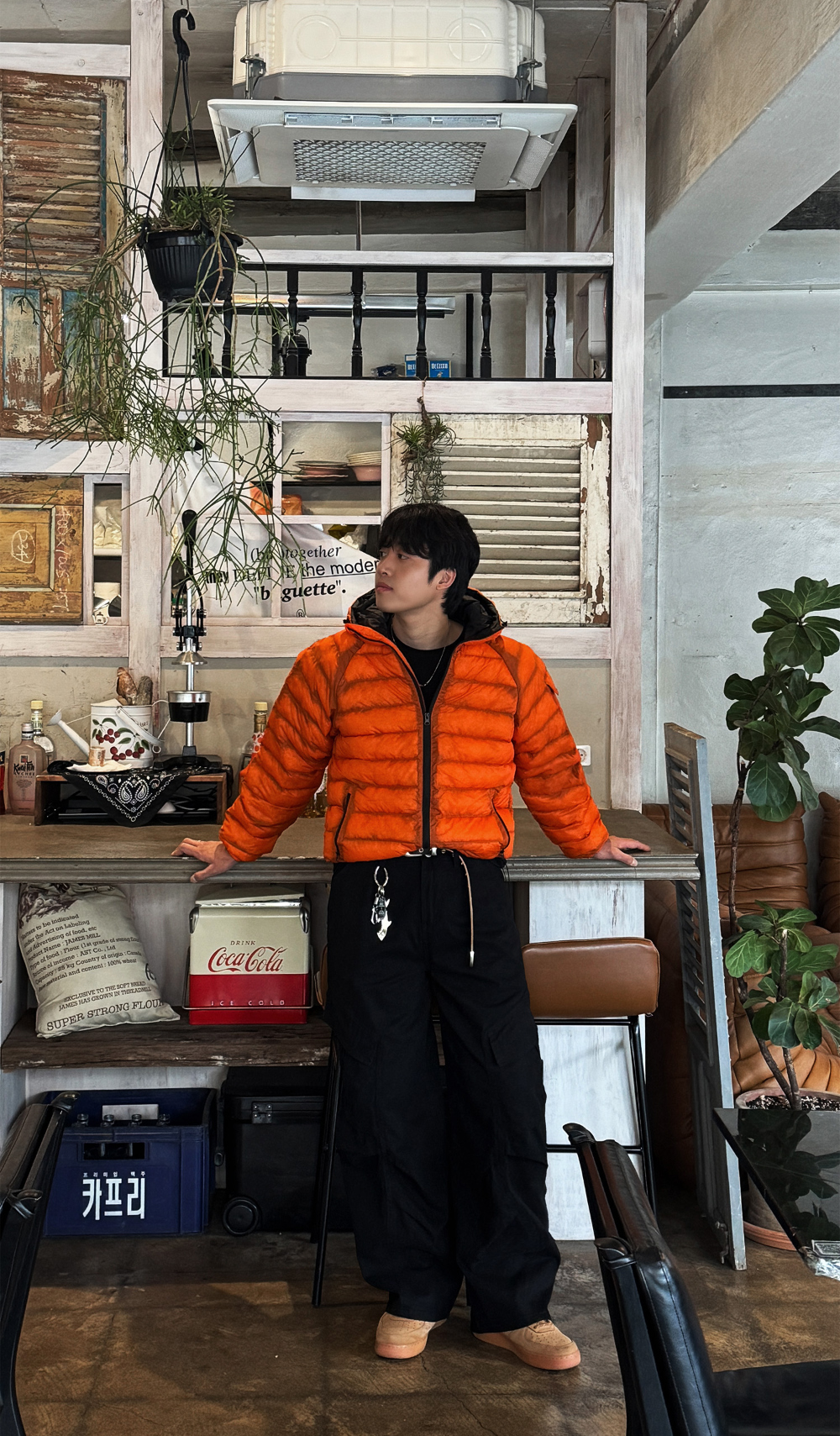 패딩 모델 착용 이미지-S231L51