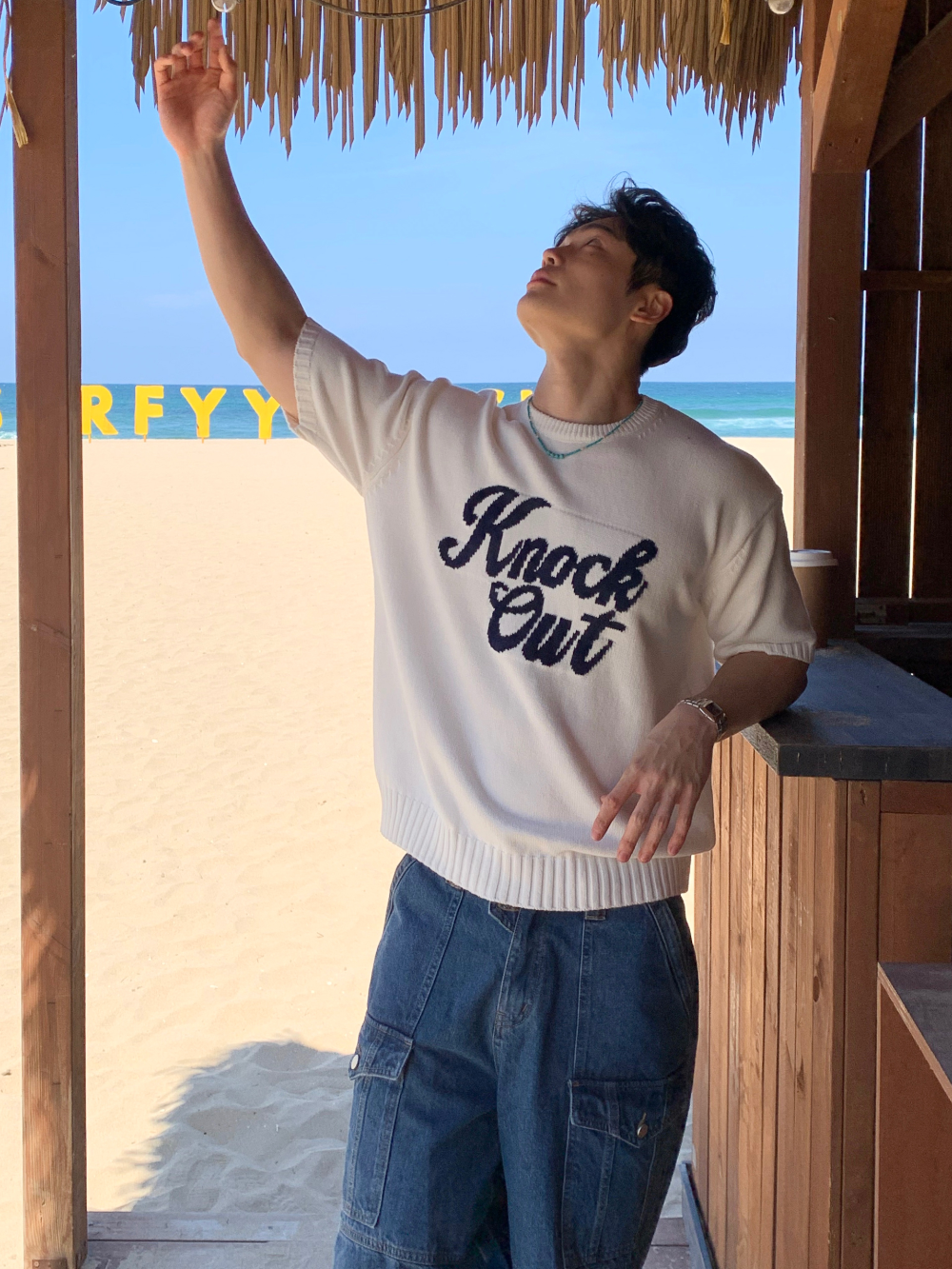 반팔 티셔츠 모델 착용 이미지-S1L22