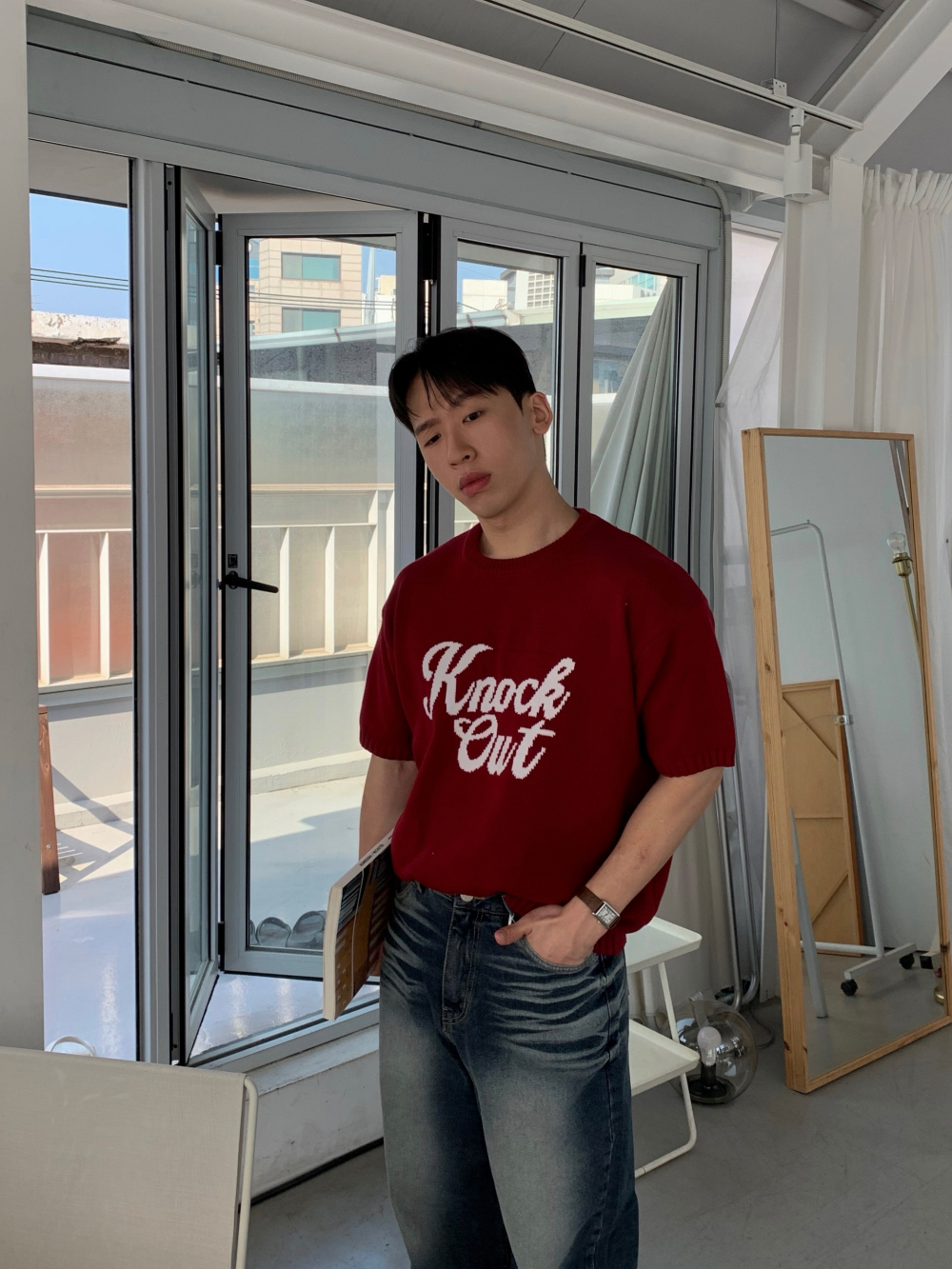 반팔 티셔츠 모델 착용 이미지-S1L51