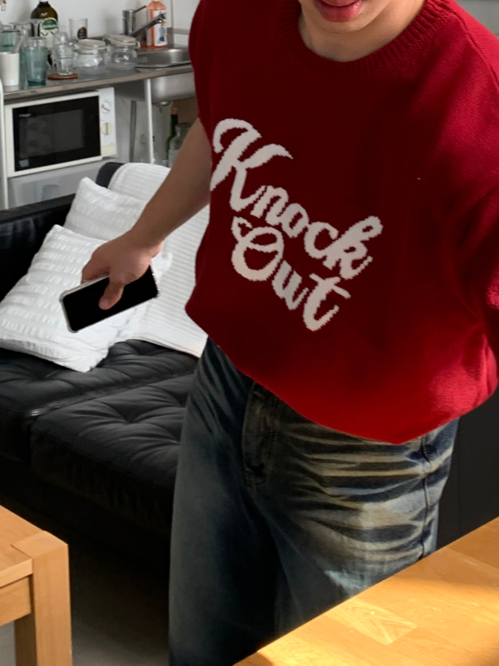 반팔 티셔츠 모델 착용 이미지-S1L58