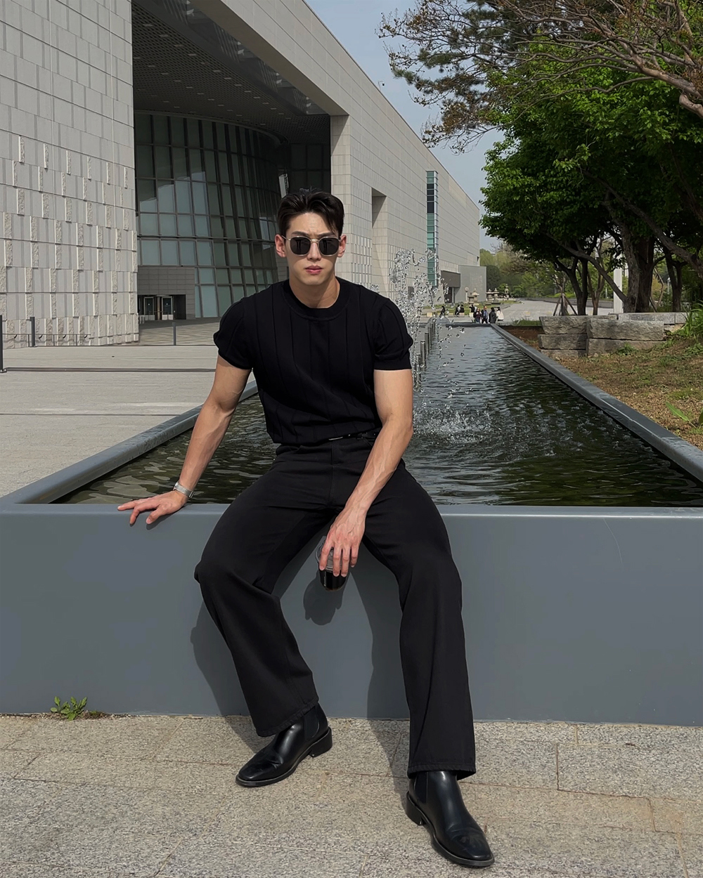 반팔 티셔츠 모델 착용 이미지-S1L21