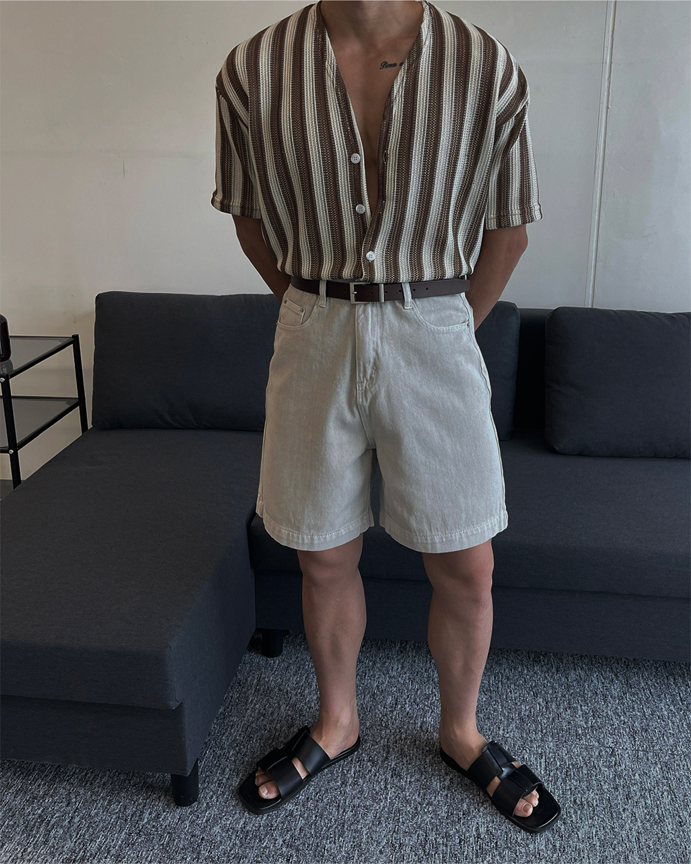 블라우스 모델 착용 이미지-S1L22