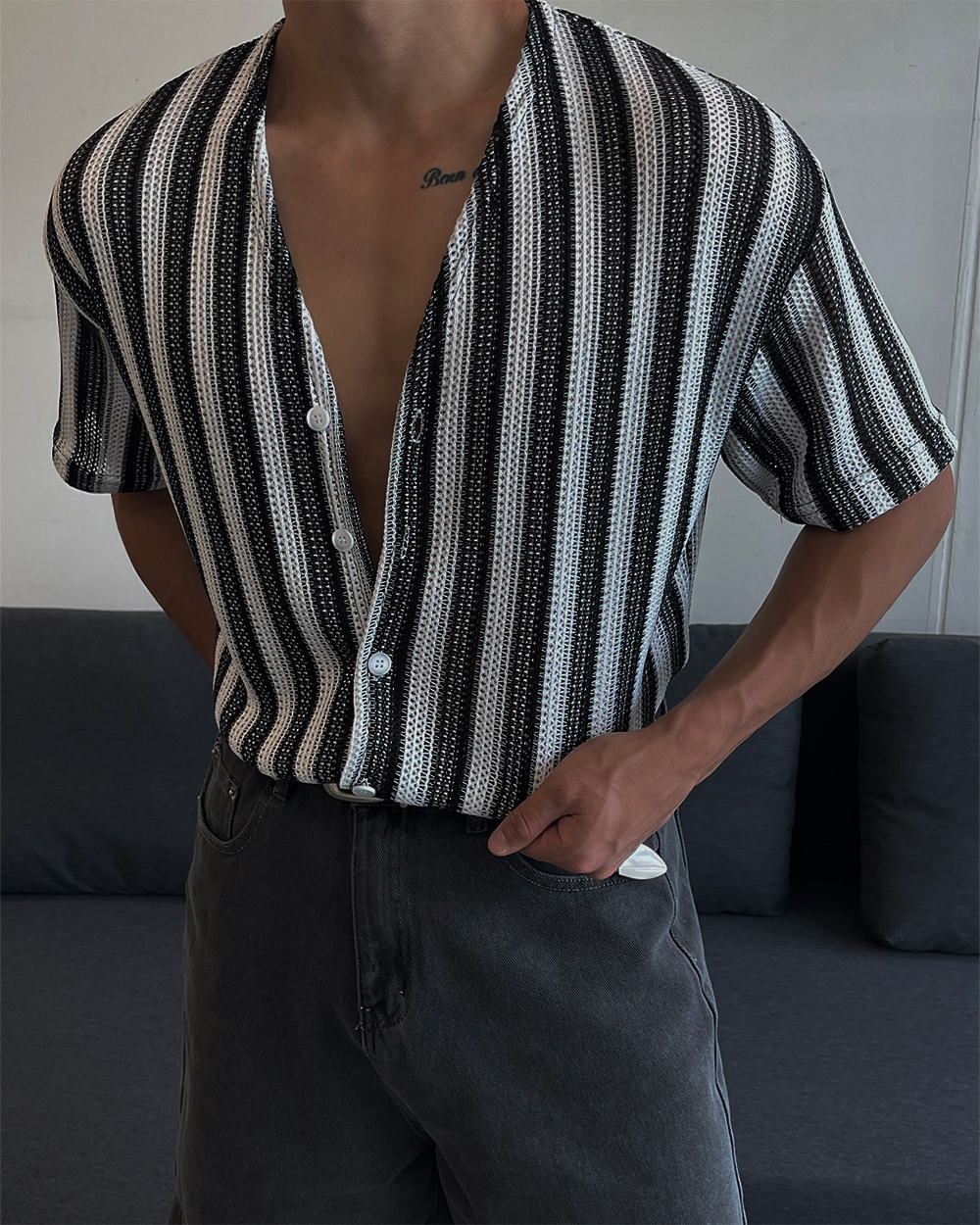 블라우스 모델 착용 이미지-S1L39