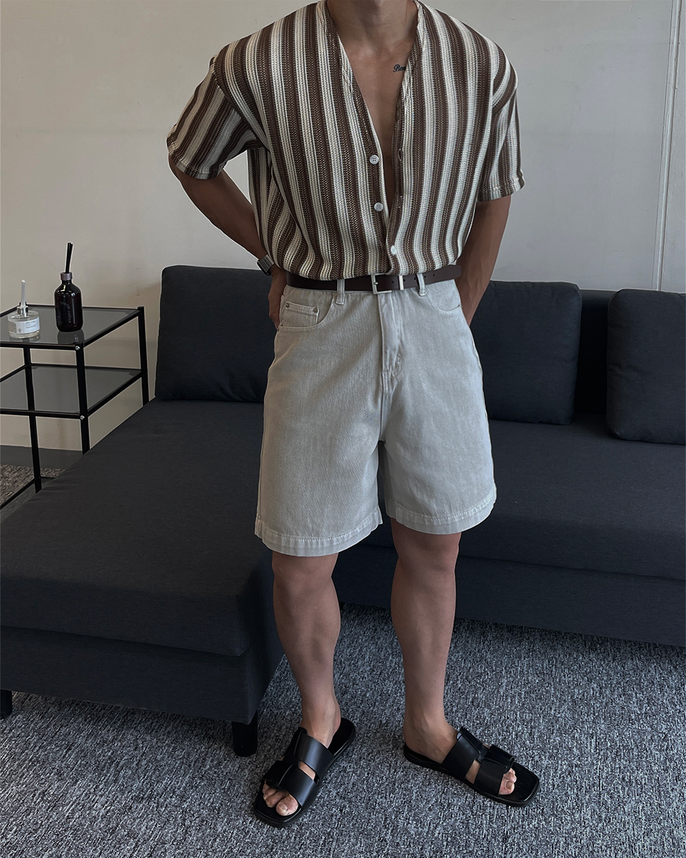 블라우스 모델 착용 이미지-S1L32