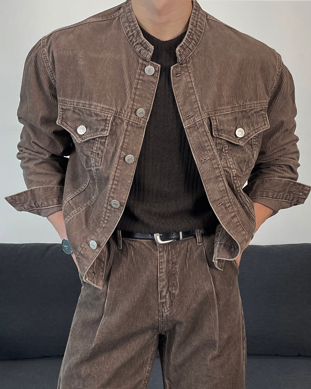 바지 모델 착용 이미지-S2L19