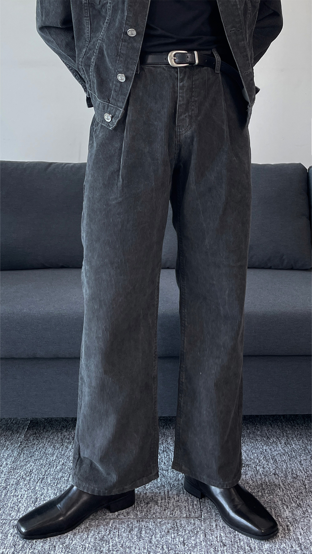 바지 모델 착용 이미지-S2L9