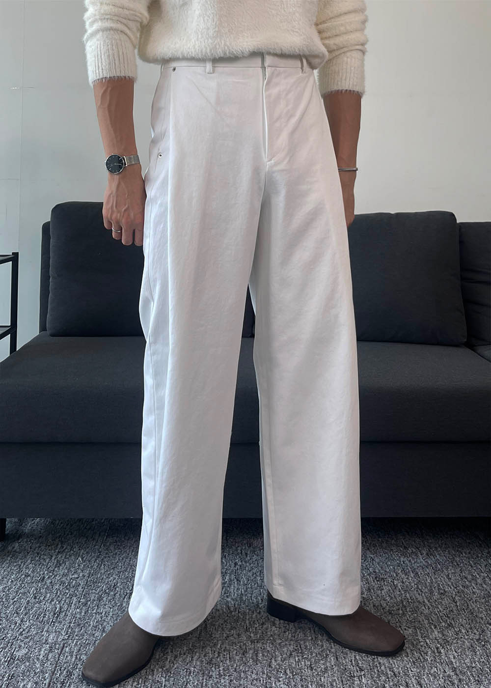 긴팔 티셔츠 모델 착용 이미지-S1L32