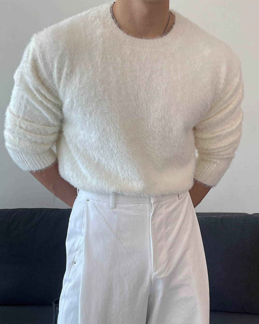 긴팔 티셔츠 모델 착용 이미지-S1L21