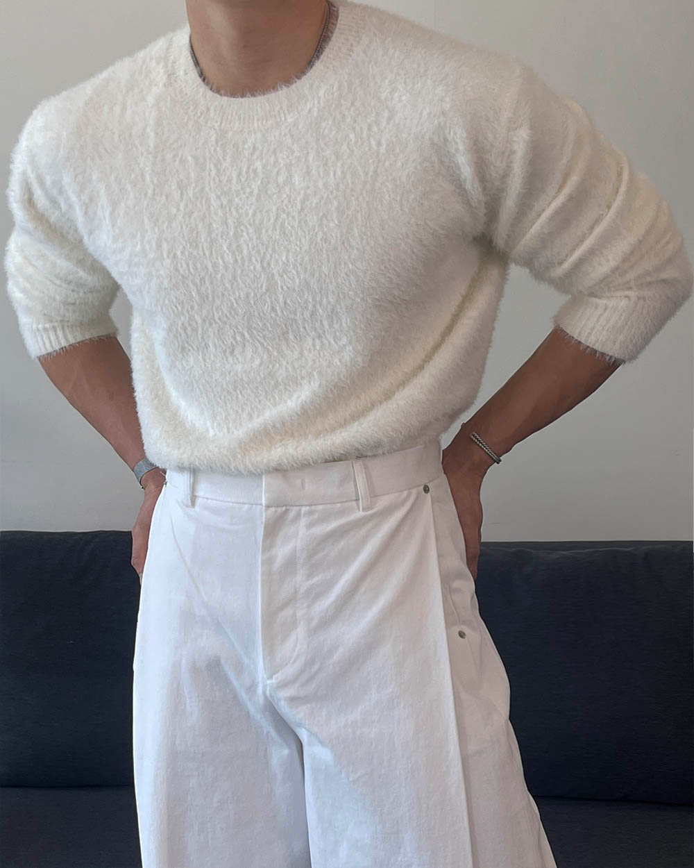 긴팔 티셔츠 모델 착용 이미지-S1L29