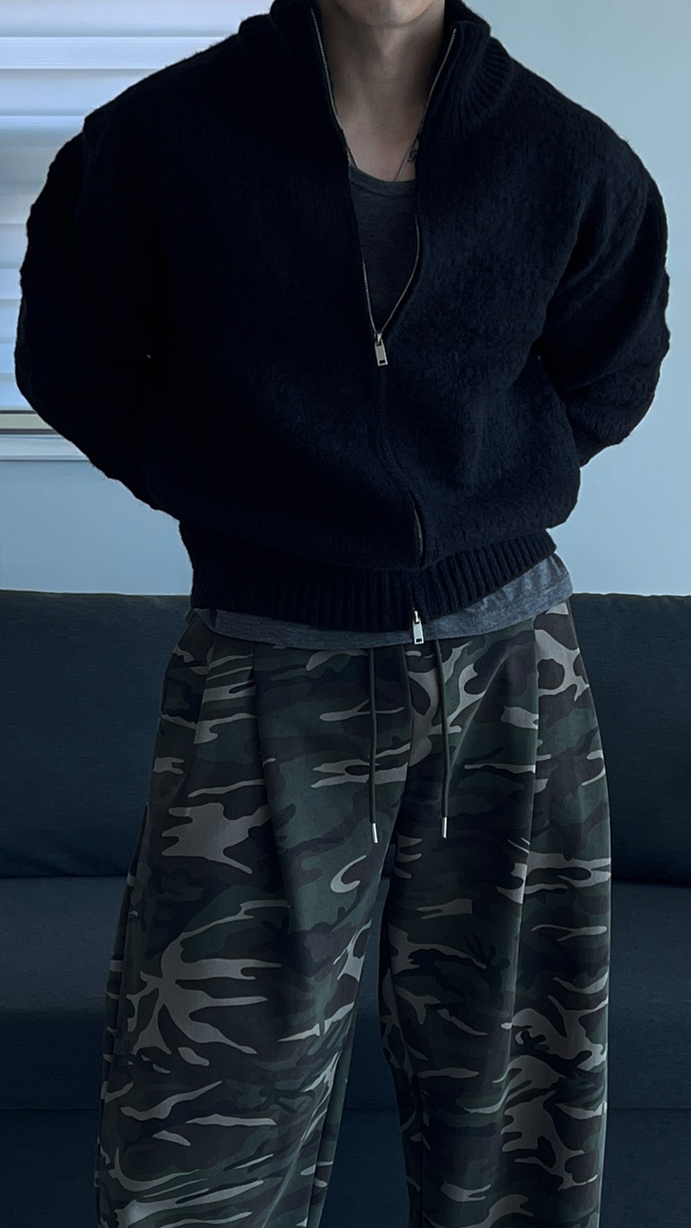 바지 모델 착용 이미지-S1L27