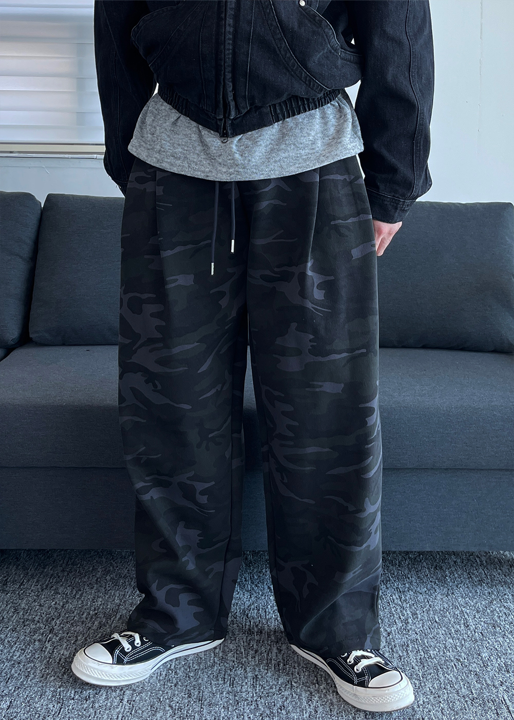 바지 모델 착용 이미지-S1L39