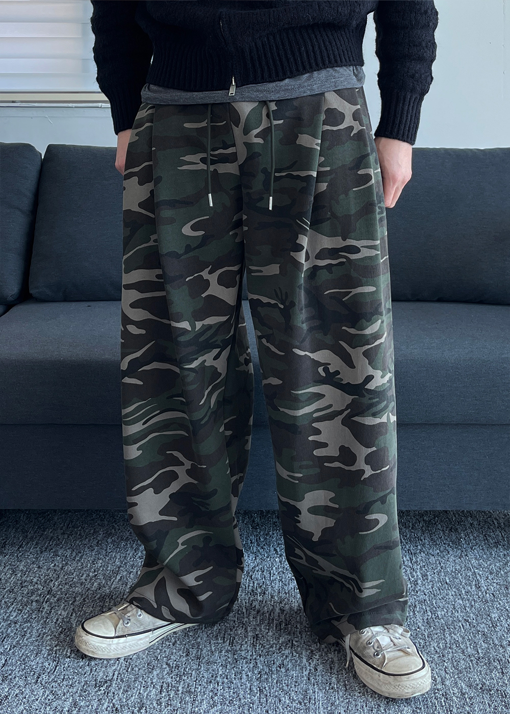 바지 모델 착용 이미지-S1L31