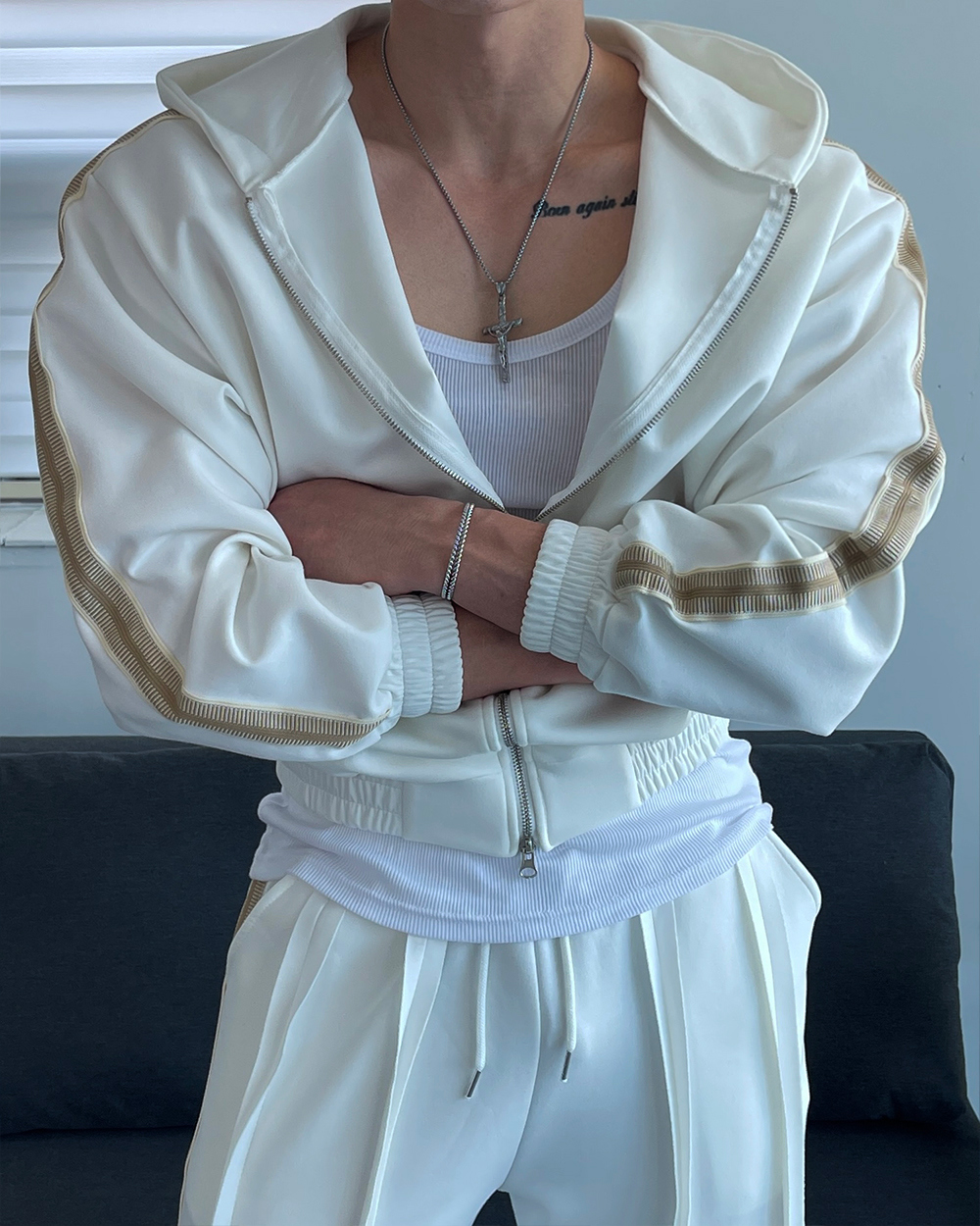 短袖T卹模特兒穿著圖片 - S1L23