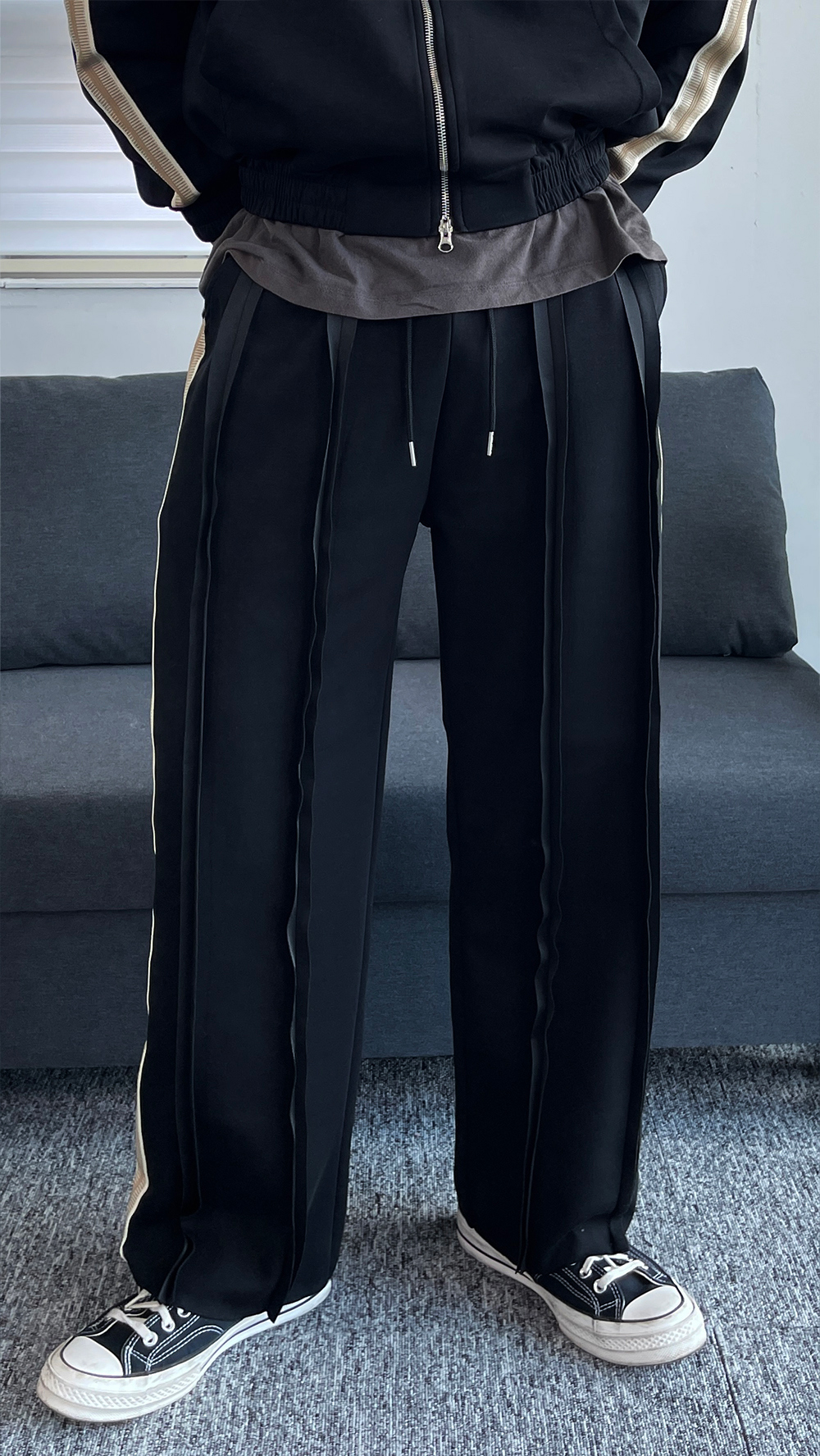 短袖T卹模特兒穿著圖片 - S1L38