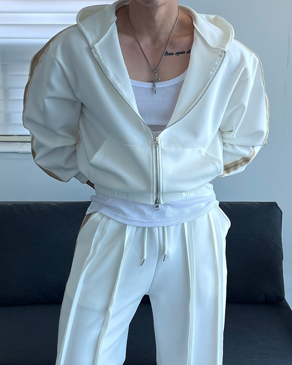 短袖T卹模特兒穿著圖片 - S1L27