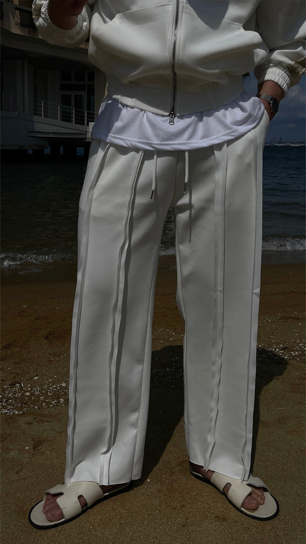 短袖T卹模特兒穿著圖片 - S4L5