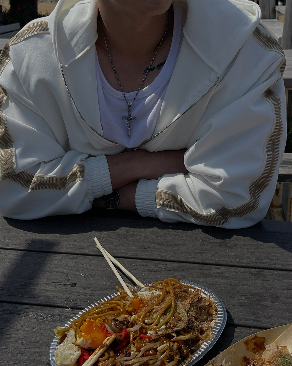 短袖T卹模特兒穿著圖片 - S4L9