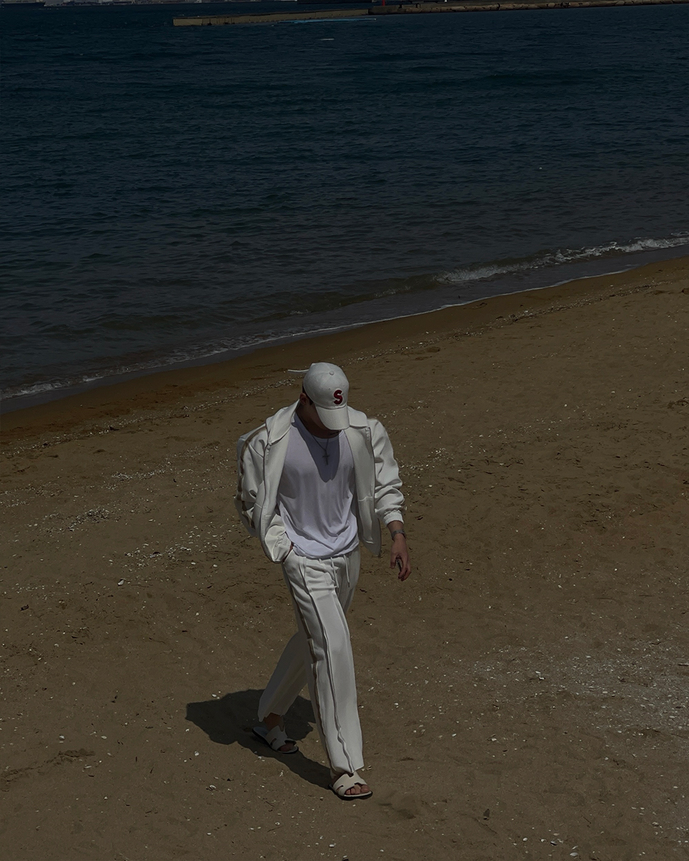 短袖T卹模特兒穿著圖片 - S4L7